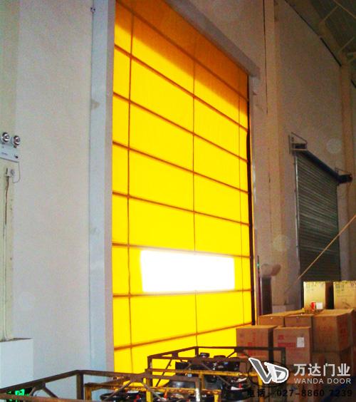 长城区工厂堆积门
